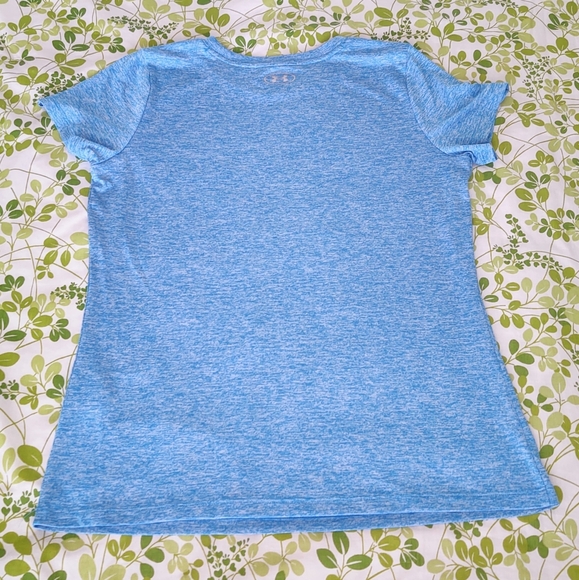 Under Armour Tech Workout Top, Size M - Picture 3 of 3